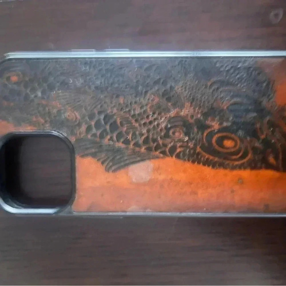 Authentic Fish wood Carved IPhone 13 mini case - Picture 3 of 5